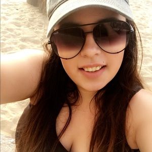 Meet your Posher, Amanda